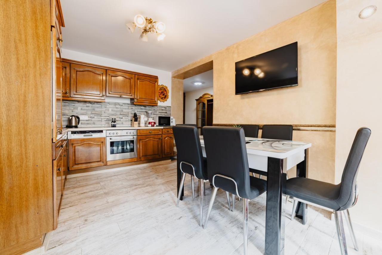Apartament Noua Oasis With Parking
